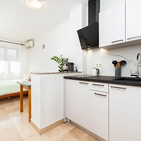 Santin Apartment *