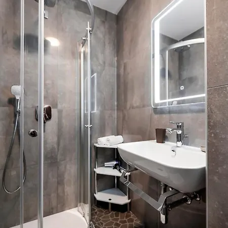 Santin Apartment *