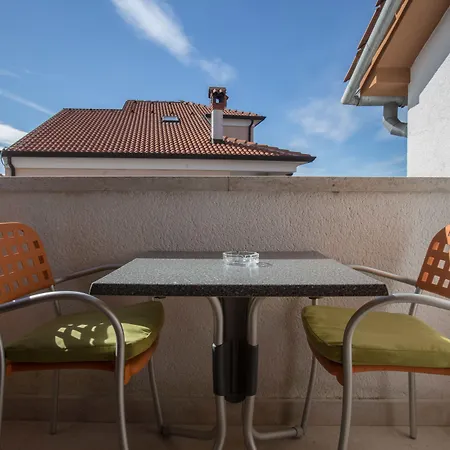 Apartment Santin *