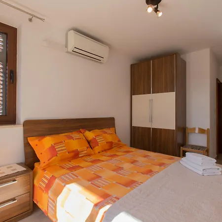 Apartament Santin *
